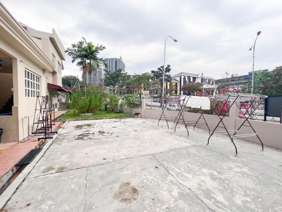 Hukm Coliving 1 By Manhattan Group Kuala Lumpur